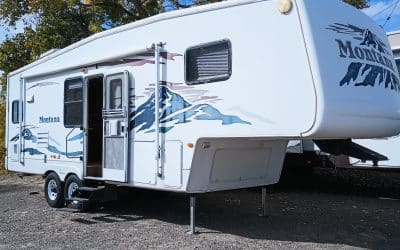 2004 Montana 5th Wheel