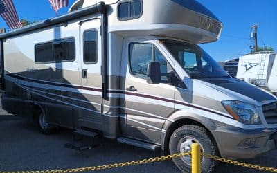 2019 Winnebago Navion