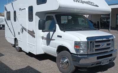2015 Majestic Motorhome